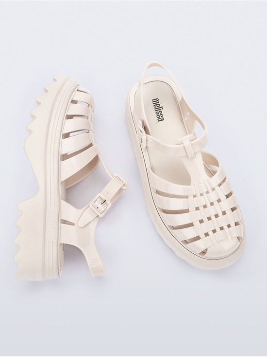 Melissa Shoes - Melissa Position Platform II in Beige, SZ 6 🤍